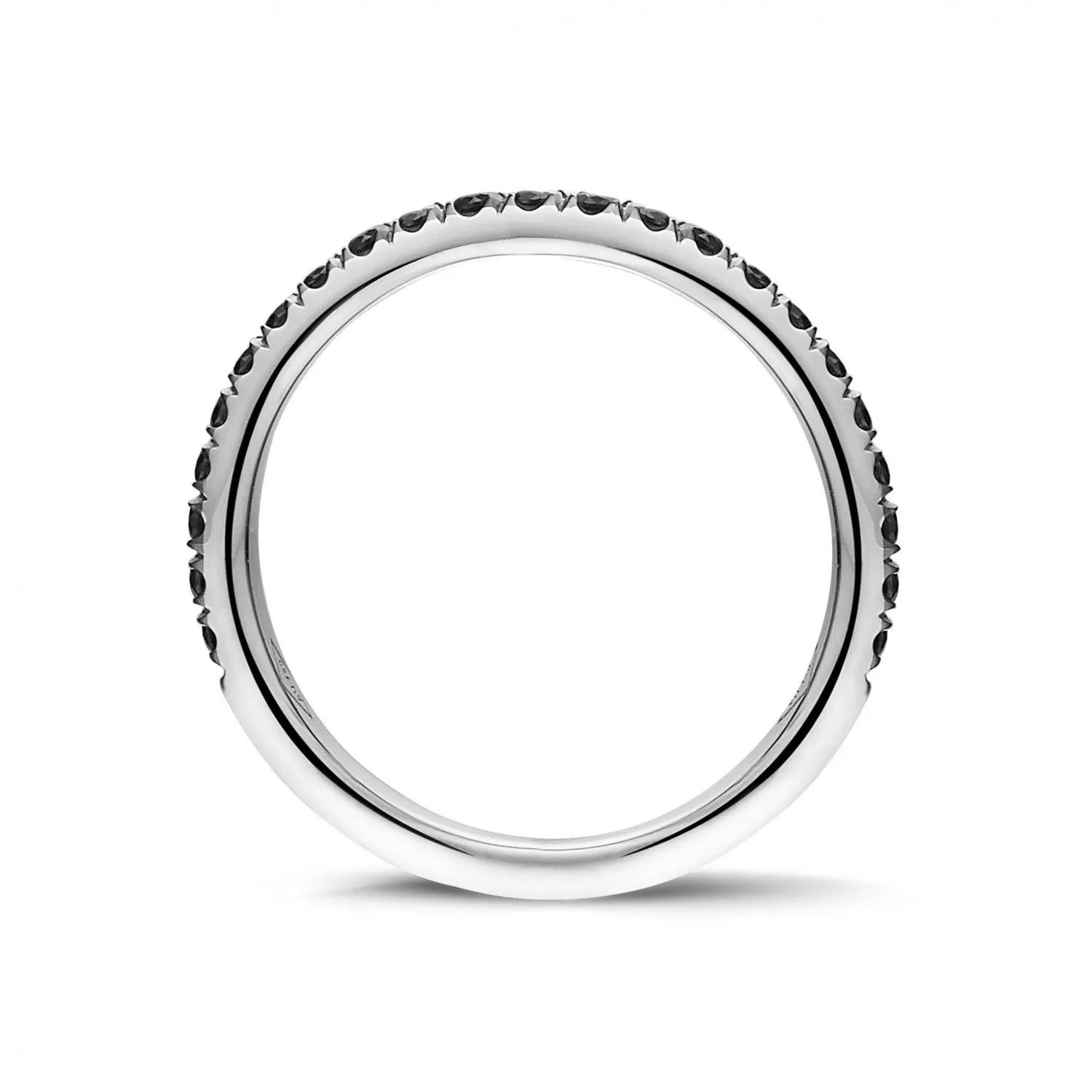 0.35 quilates alianza (media banda) en oro blanco con diamantes negros 