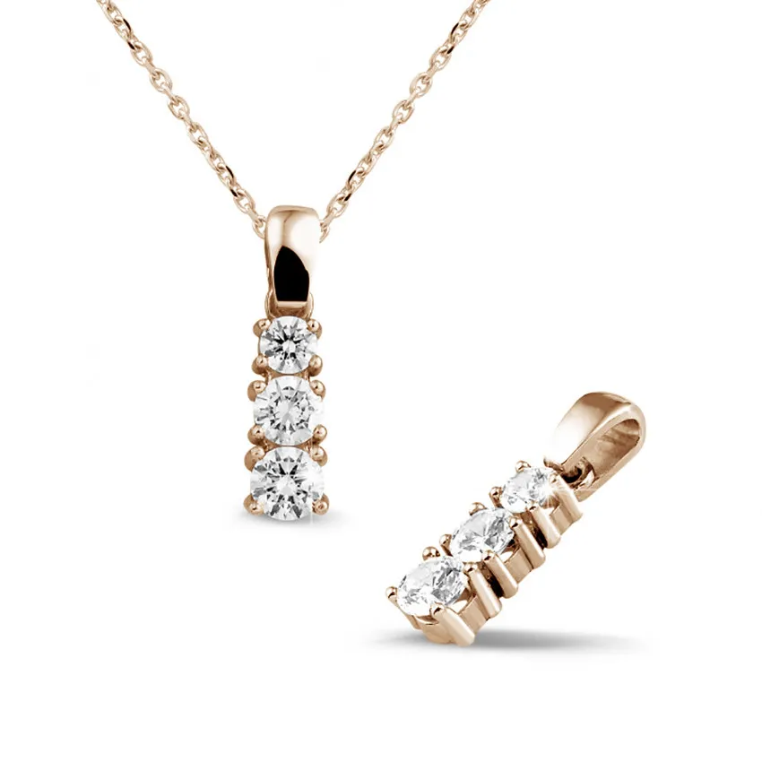 0.83 quilates trilogía colgante diamante en oro rojo 