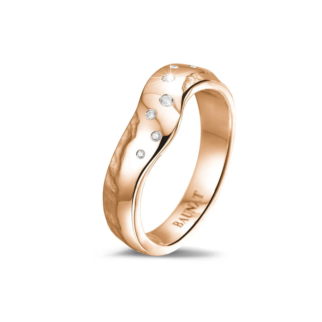 Alianza diamante (anillo) en oro rojo con pequeños diamantes 