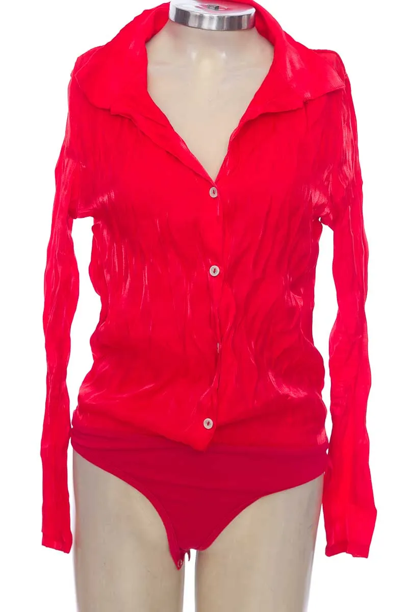 BLUSA COLOR ROJO  LOGUIN