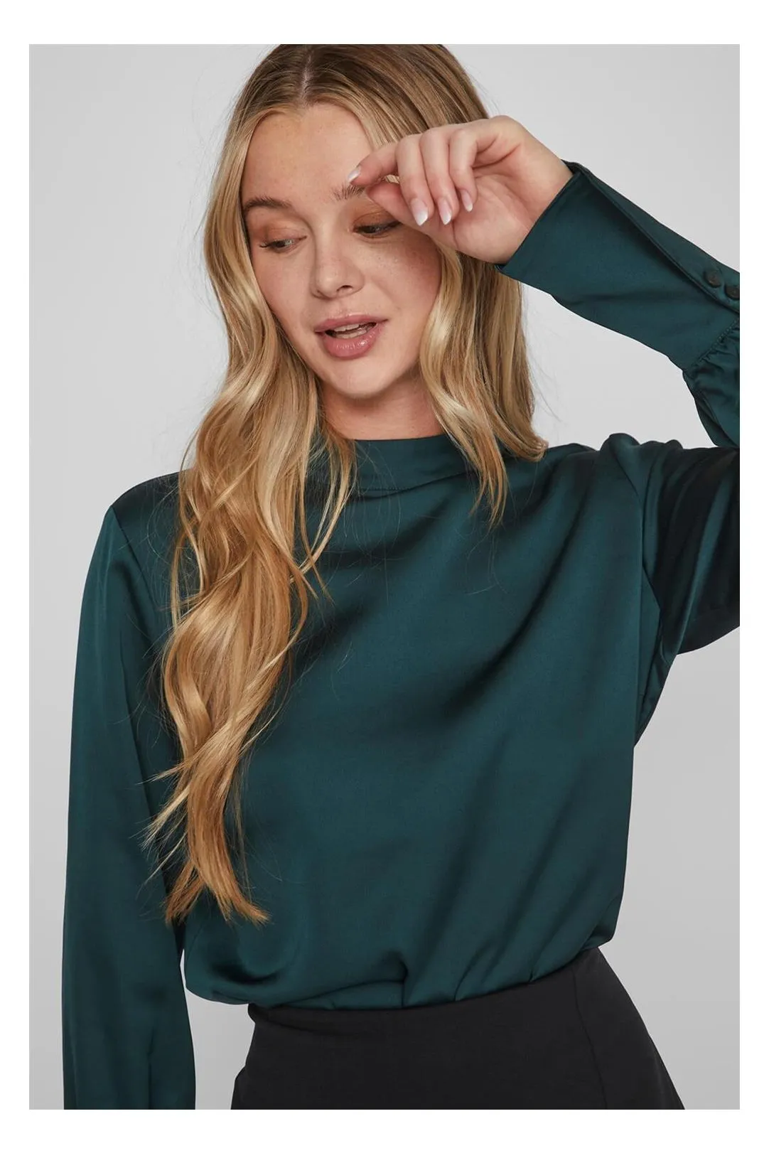 BLUSA CUELLO ALTO VIELLETTE HI VERDE DUCK
