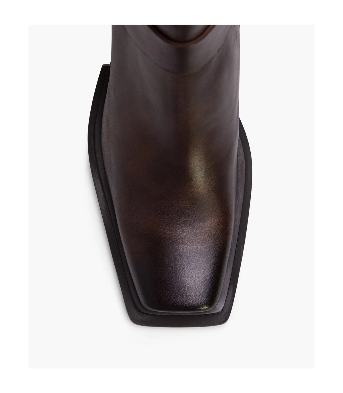 Bota para mujer con detalle de hebillas