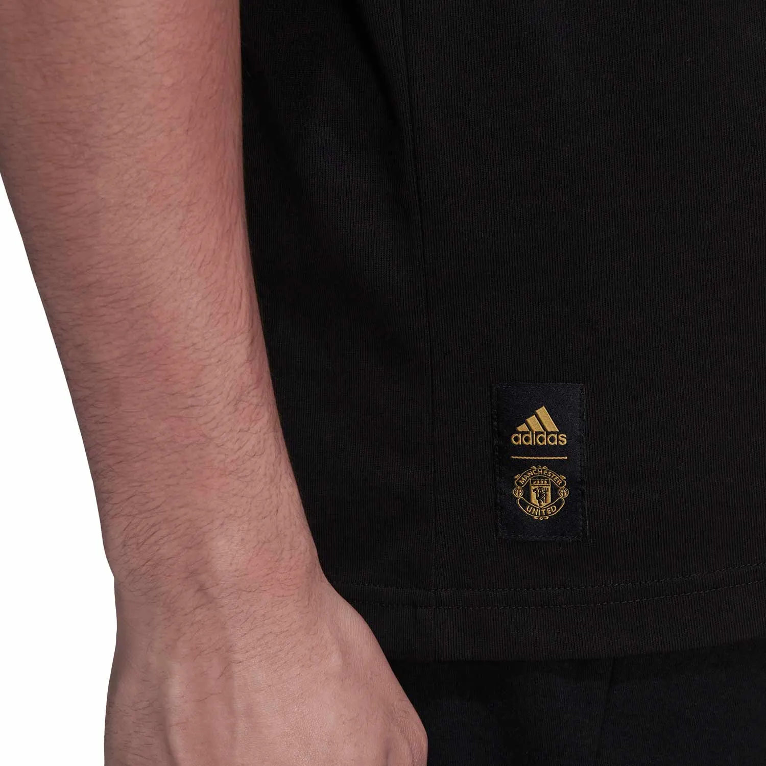 Camiseta adidas United Hero Culture