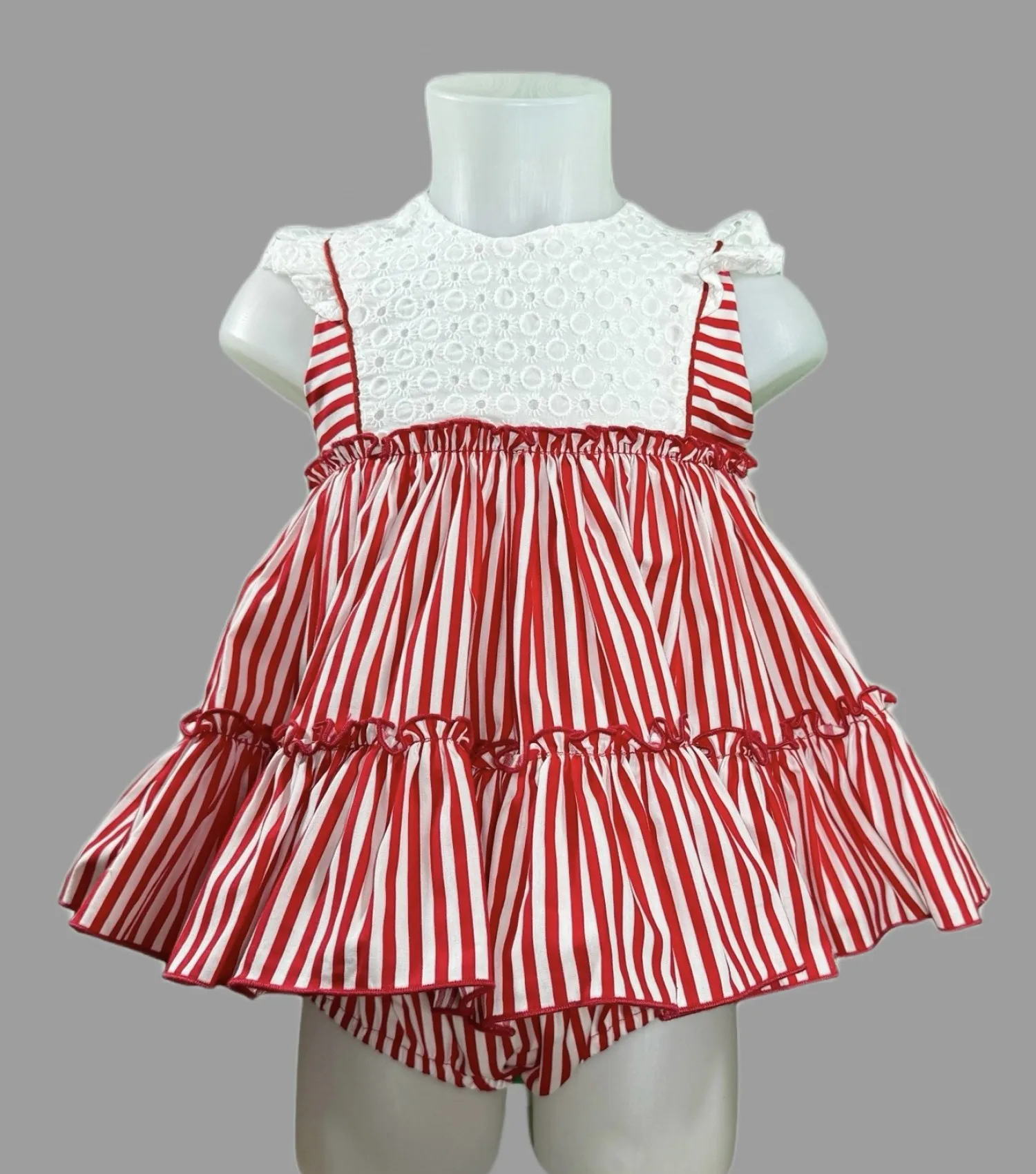 Conjunto para niña de lolittos tres piezas Colección Bunny