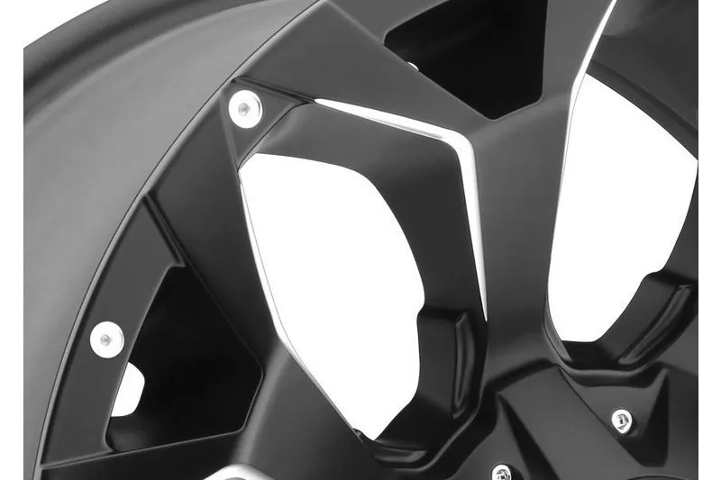 Llanta de aleación D546 Assault Matte Black Milled Fuel 9.0x17 ET2 106,1 6x135;6x139,7