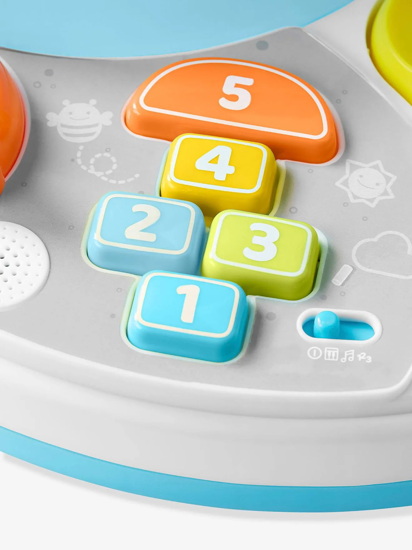 MESA DE ACTIVIDADES E&M  SKIP HOP