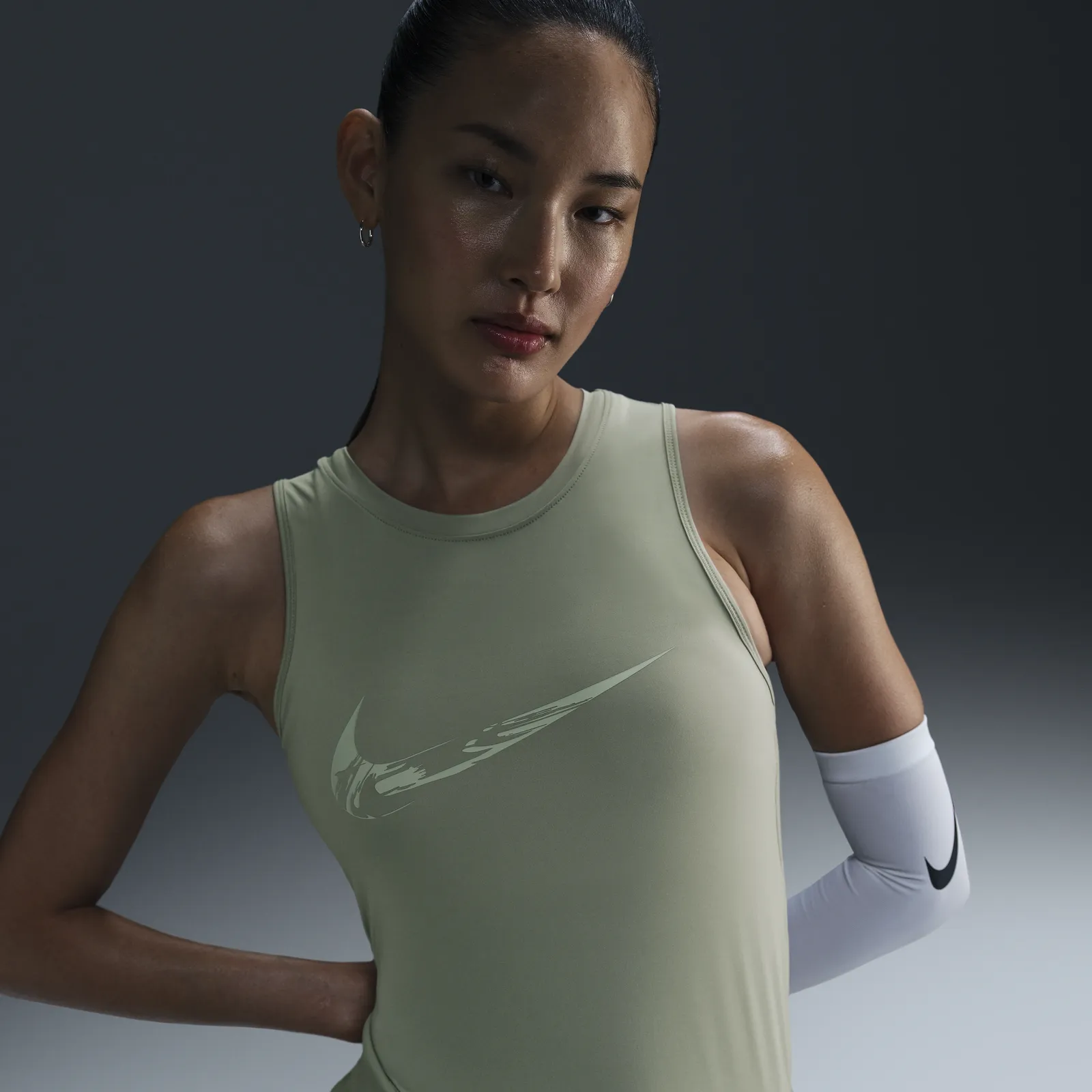 NIKE ONE DRIFIT