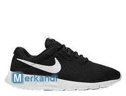 NIKE TANJUN (GS)  818381011