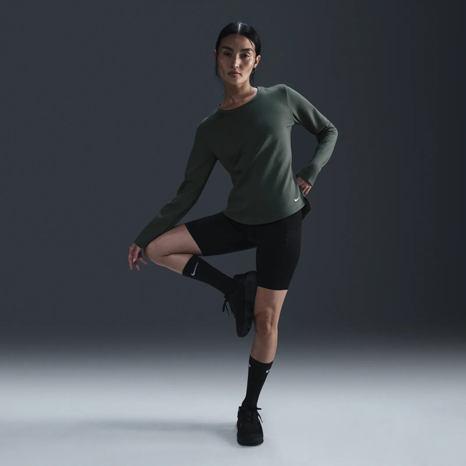 NIKE THERMAFIT ONE LONG SLEEVE TSHIRT