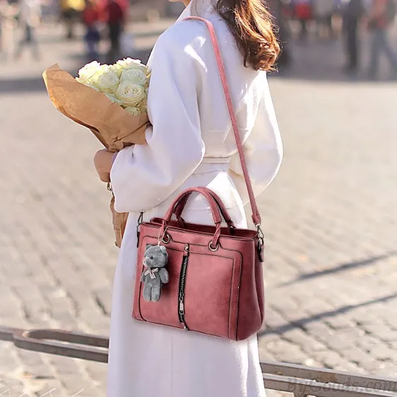 Retro Solid Color Zipper Shoulder Messenger Bag Bear Handbag