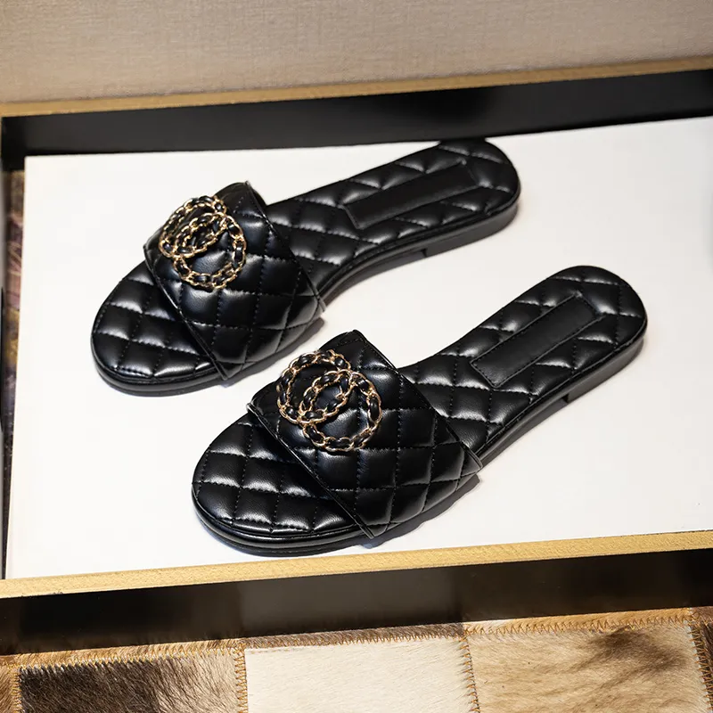 Sandalias bordadas de tacón medio de cuero Zapatillas de mujer Sandalia de diseñador Fiesta de boda para dama Diapositivas Pisos