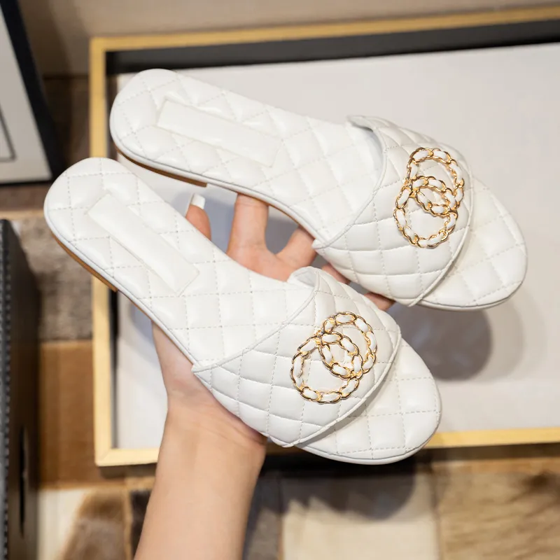 Sandalias bordadas de tacón medio de cuero Zapatillas de mujer Sandalia de diseñador Fiesta de boda para dama Diapositivas Pisos