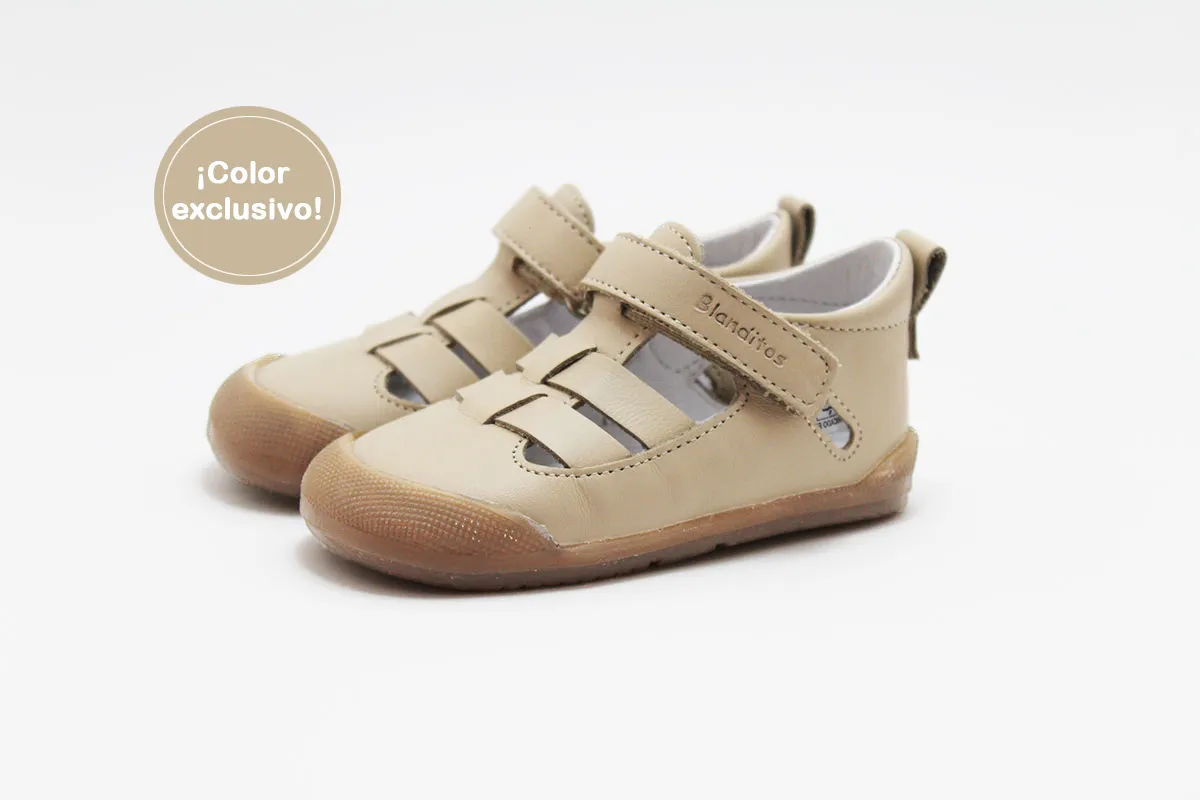 Sandalias marfil Blanditos by Crios modelo Mar