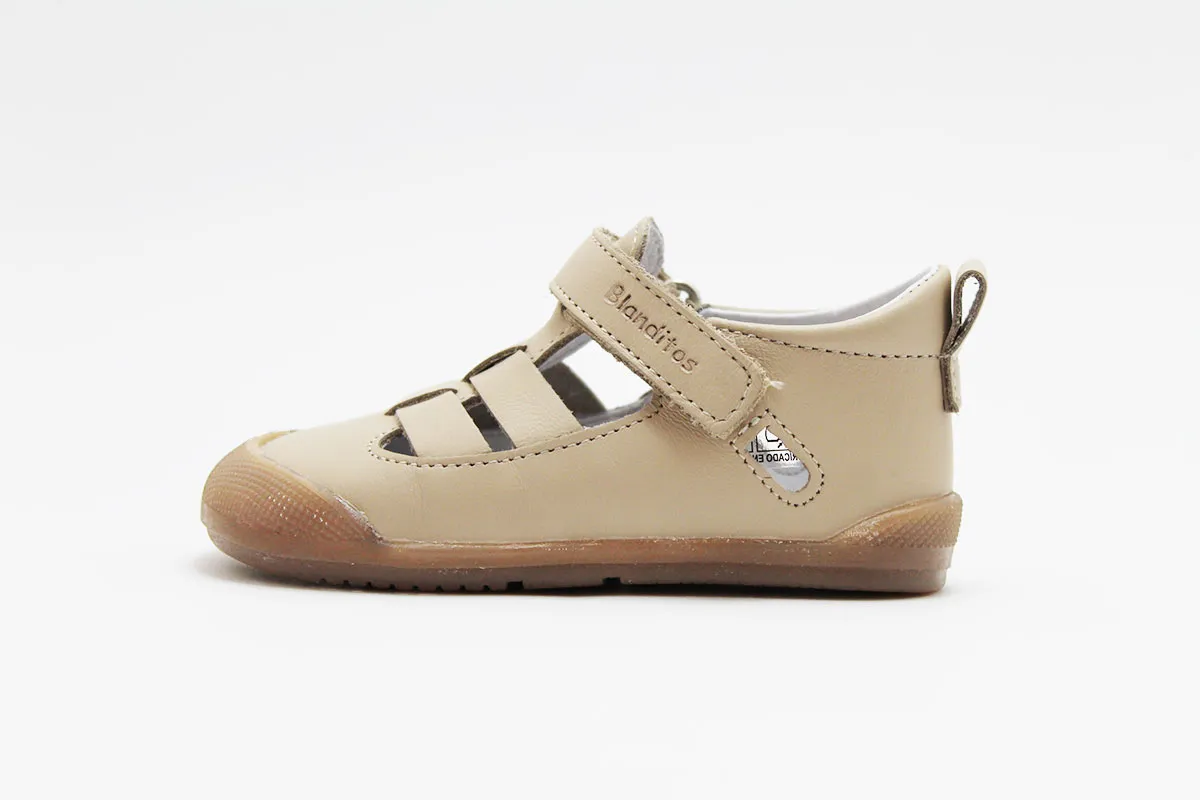 Sandalias marfil Blanditos by Crios modelo Mar