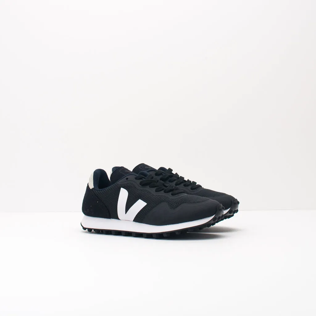 ZAPATILLA  VEJA  SDU TPU BMESH BLACK WHITE RT0102698A